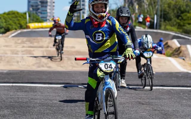 El niño de Canning brilla en el Nacional de BMX 2026