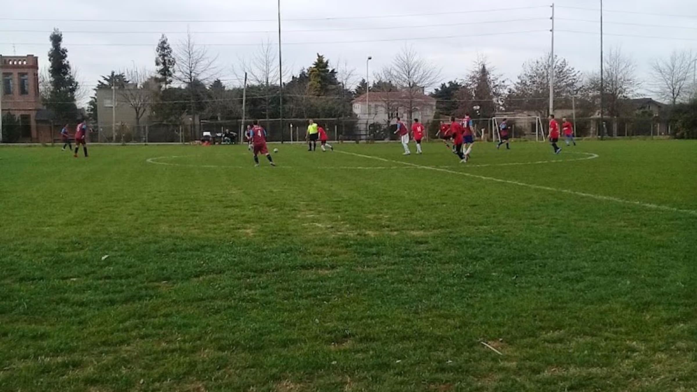 Escándalo en la ADCC: batalla campal y partido suspendido